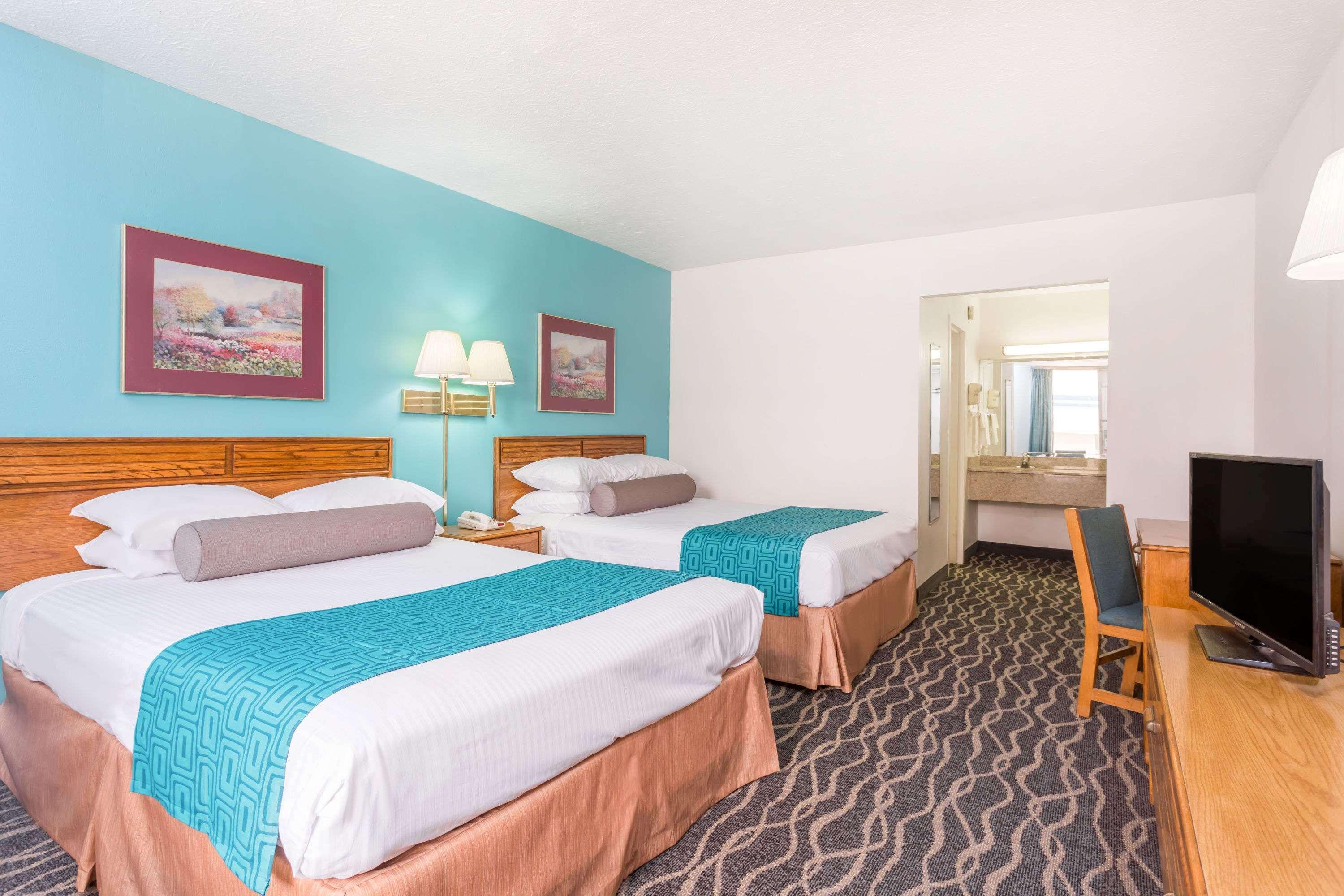 Howard Johnson By Wyndham Commerce Ga Bagian luar foto