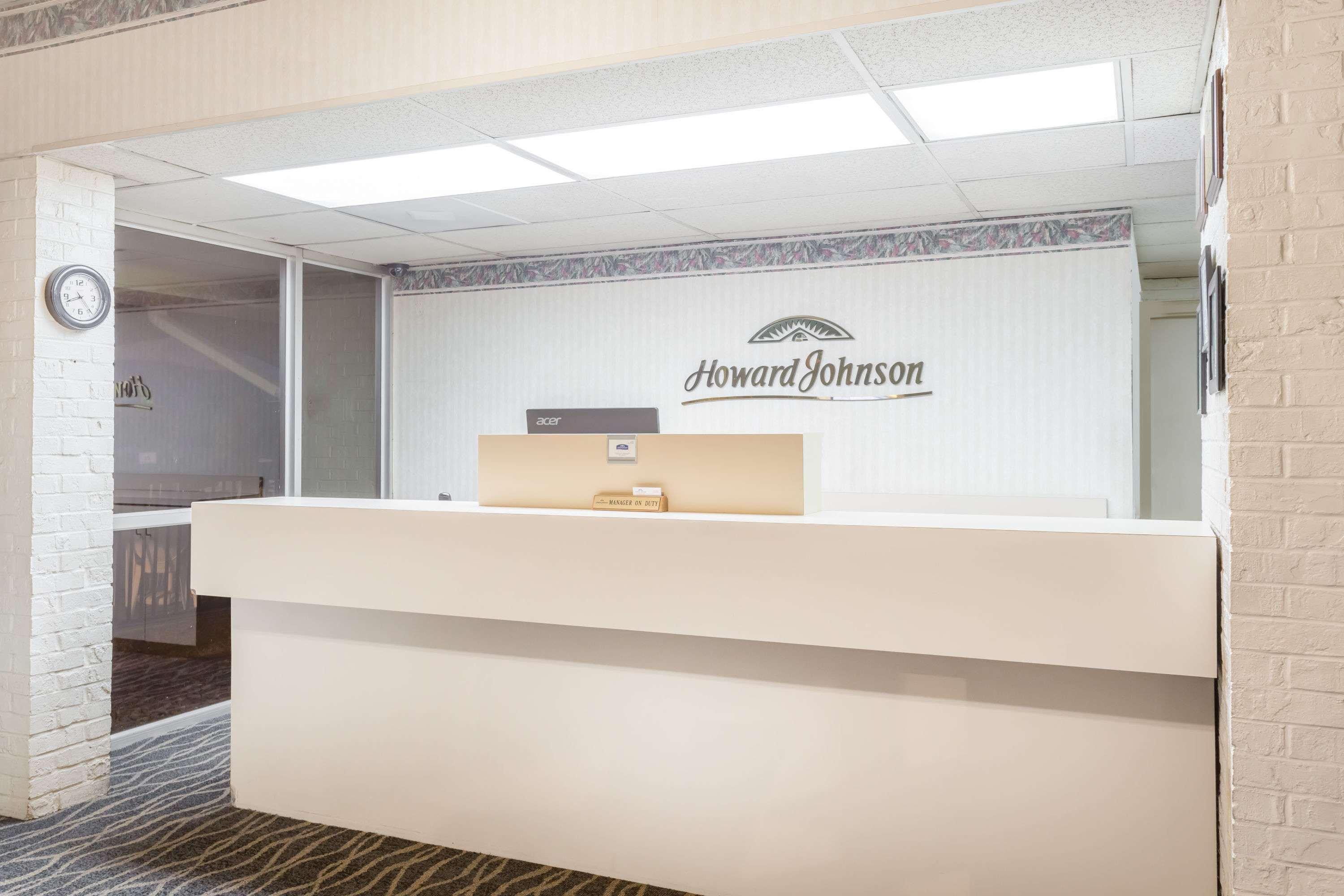 Howard Johnson By Wyndham Commerce Ga Bagian luar foto
