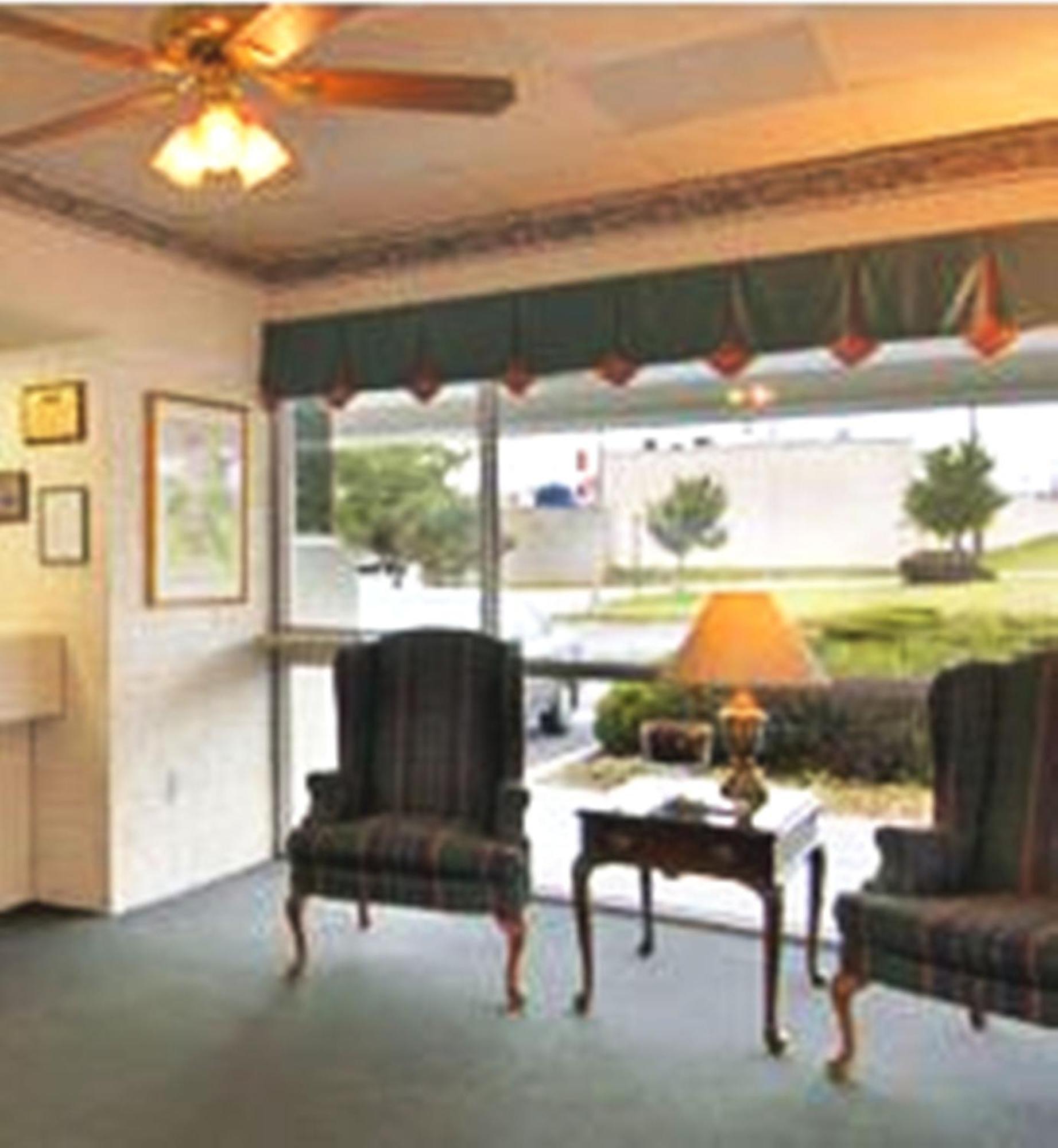 Howard Johnson By Wyndham Commerce Ga Bagian luar foto